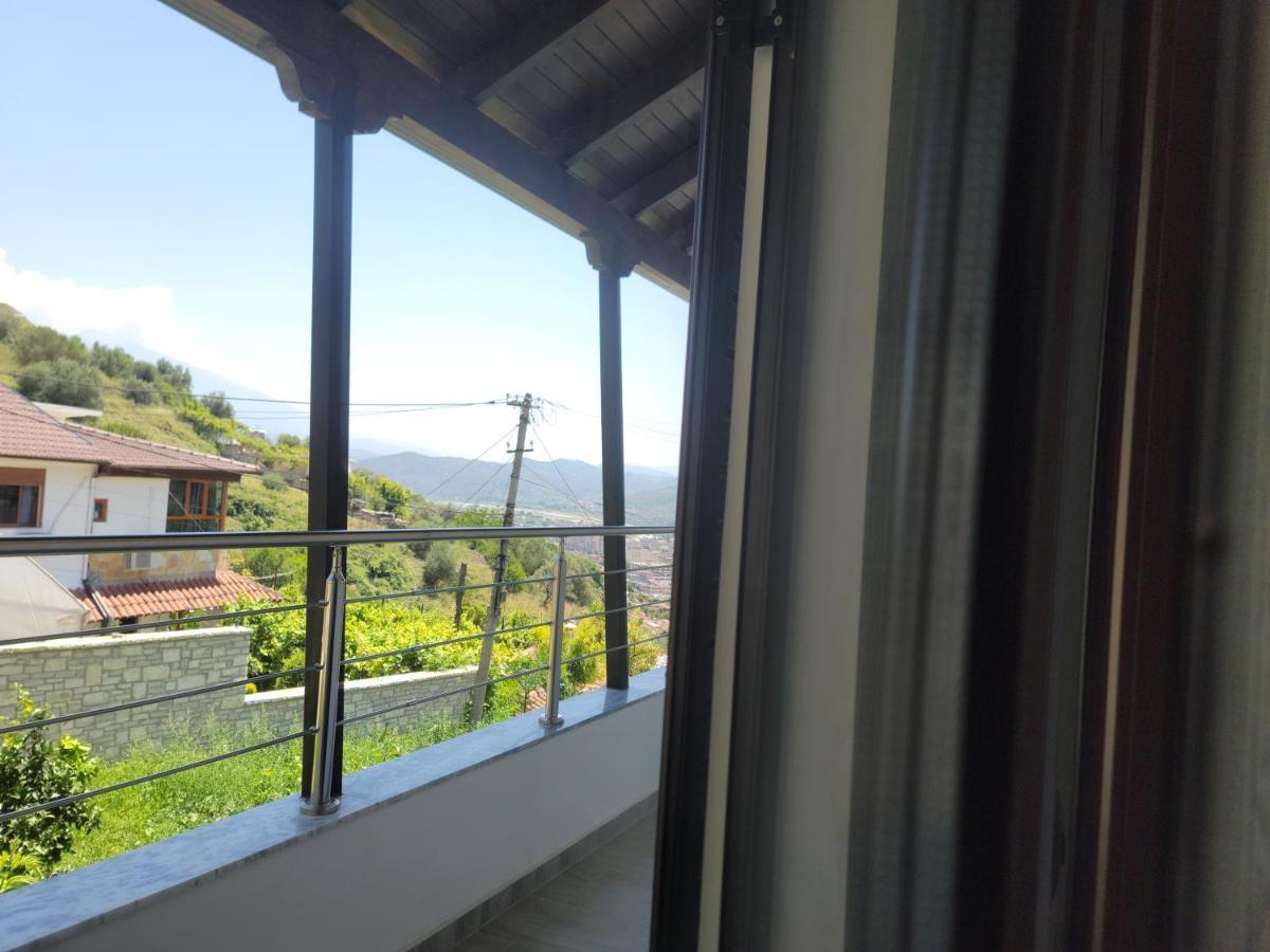 G&K Garden Hotel Berat Exterior photo